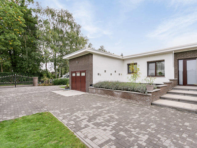 Laagbouw villa op 1.060 m² te KEERBERGEN