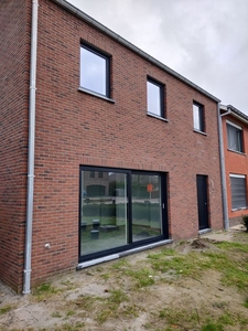 Nieuwbouwwoning met drie slaapkamers in Koningshooikt