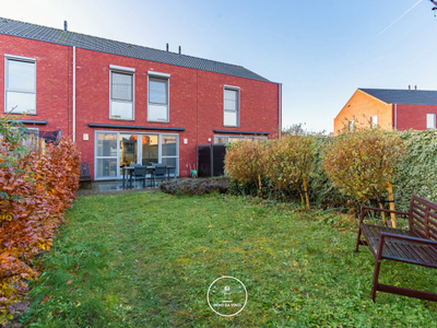 Rustig gelegen gezinswoning met tuin en garage te Wondelgem