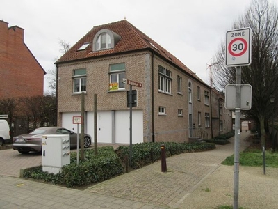 TE HUUR NAAST BEGIJNHOFPARK