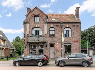 Centraal gelegen instapklaar burgerhuis op 4A 49CA!