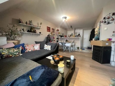 Aangenaam duplexappartement in een kleine residentie centra