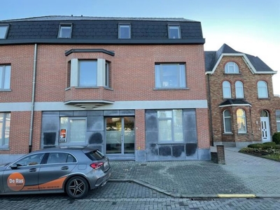 ERONDEGEM - Ruim duplexappartement met terras.