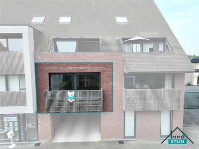 Lichtrijke appartement met ruime woonkamer