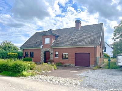 !!! OPTIE !!! Degelijke villa (237m²) op knap perceel van 1