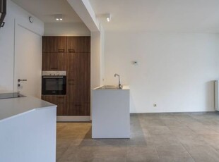 Centraal gelegen, lichtrijk 2-slaapkamerappartement Kortrijk