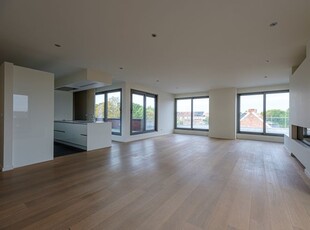 Penthouse (143m²) met ruime terassen (120m²)