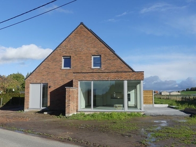 Halfopen nieuwbouwwoning met terras en tuin - 4 slaapkame...