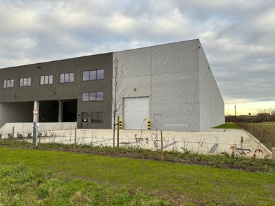 Nieuwbouw bedrijfsgebouw te huur in Nazareth