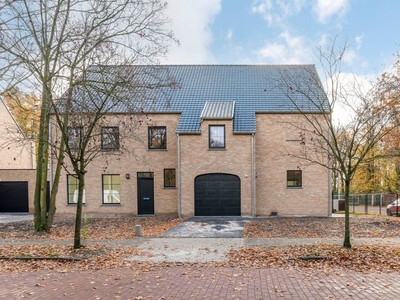 Prachtige BEN nieuwbouwwoning op toplocatie te huur !