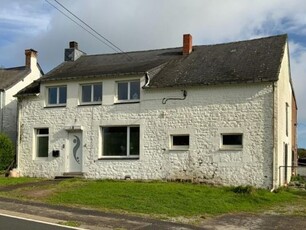 Boerderij met 5.5 Ha vrij van pacht