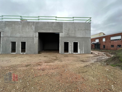 Nieuwbouw bedrijfsgebouw te koop in De Steenen Poorte Hamme