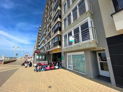 Appartement op Zeedijk (1ste verd.), 2 slpk, terras, berging