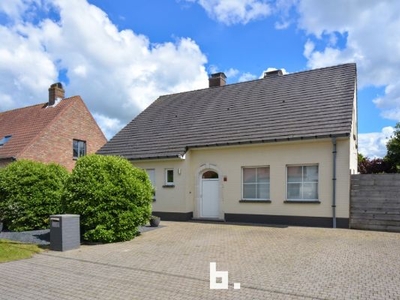 Ruime energiezuinige woning te Moerkerke