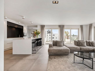 Exclusief penthouse in een residentiële woonwijk