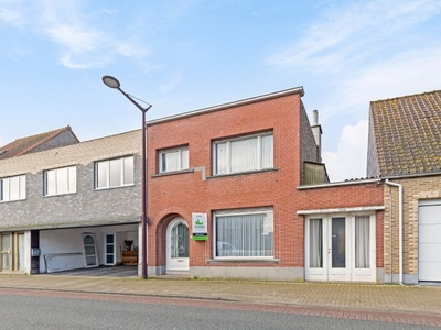 Statige en karaktervolle woning met zongerichte tuin en a...