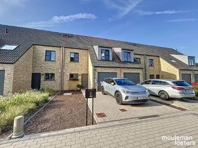 Aangename energiezuinige woning met garage