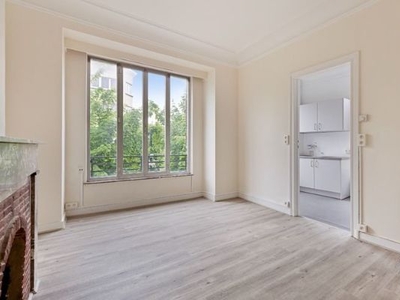 APPARTEMENT MET TOPLOCATIE NABIJ PARKEN