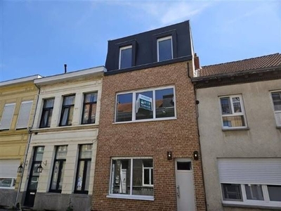 Gerenoveerd huis met tuin, ideaal voor co-housing!