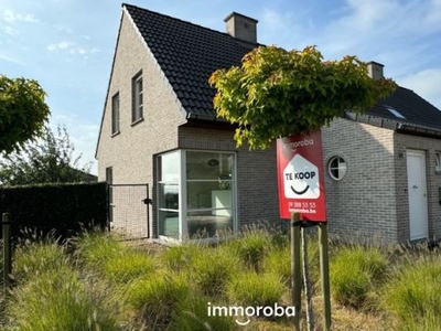 Instapklare woning met leuke zuidgerichte tuin met prachtig