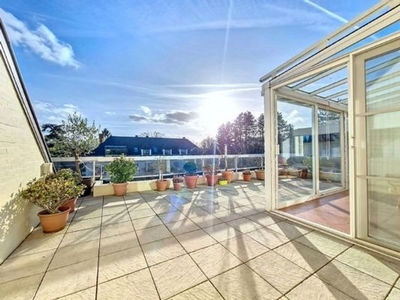 Penthouse met 3 slaapkamers + terras en 3 parkeerplaatsen