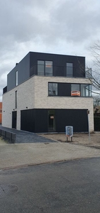 Nieuwbouw gelijkvloers appartement 125 m²