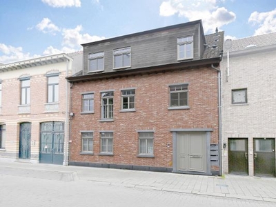 Prachtige penthouse te koop in Eeklo centrum!