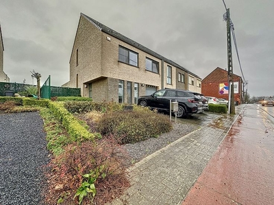 Recente woning met inpandige garage te Bierbeek centrum