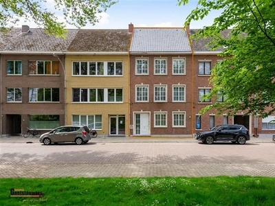 Zeer ruime (meer) gezinswoning met 6 slaapkamers, tuin, 3x t