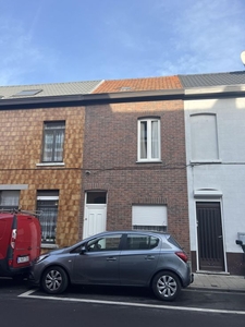 TE KOOP in SINT- AMANDSBERG aan de Doornakkerstraat 90,