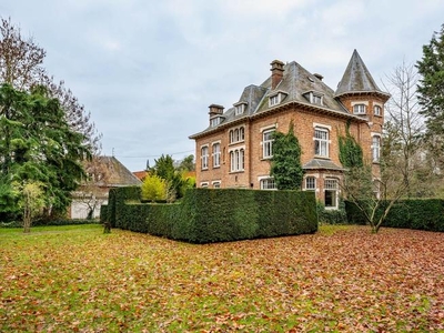 Villa Haegenbos: prachtig domein te koop in Loppem