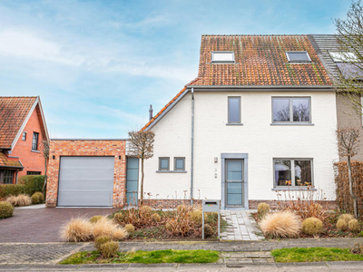 VERKOCHT! - Halfopen ééngezinswoning in de felbegeerde tuinw