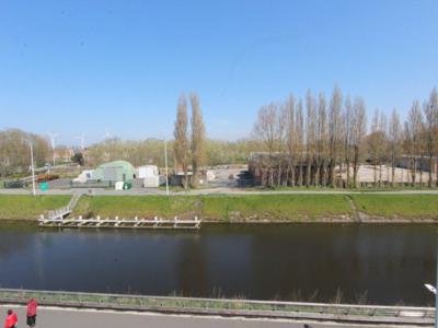 Ongemeubeld duplex-appartement met twee slaapkamers