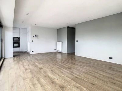 Dakappartement met 3 slaapkamers te koop in centrum Waregem