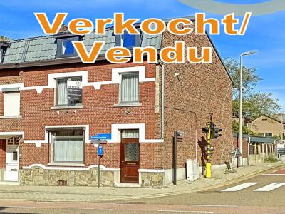 ONDER OPTIE:SOUS OPTION Goed gelegen hoekwoning nabij cen...