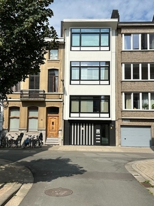 Prachtig gerenoveerd appartement op toplocatie!