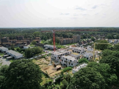 Zéér ruime nieuwbouwwoning in groene & rustige omgeving