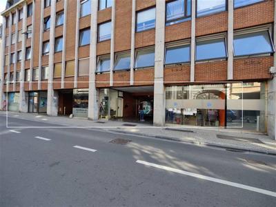 VENTE EN SOCIETE / Plateau de bureau de 1025m²