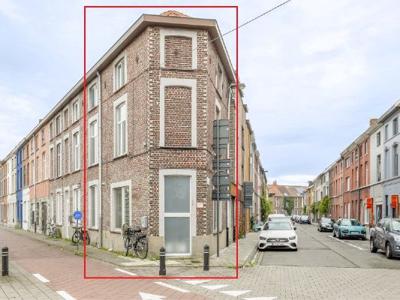 Mooie hoekwoning nabij Gent centrum