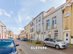 Leuk duplex appartement in kleine residentie