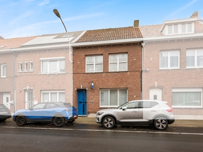 Uitstekend gelegen woning met uitstraling en grote tuin