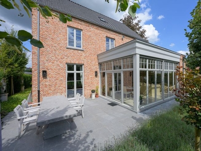 Exclusieve pastorijwoning met 4 slpks op ca. 1596m²