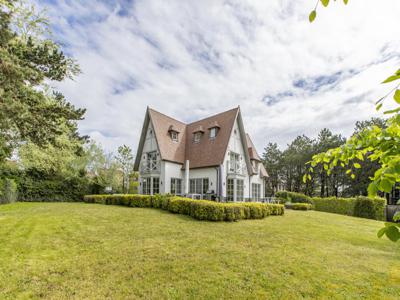 Villa prachtig gelegen in een rustige buurt te Knokke-Zoute,