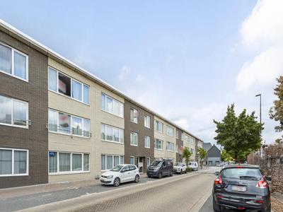 Zeer net en ruim 2 slaapkamerappartement op centrale ligging