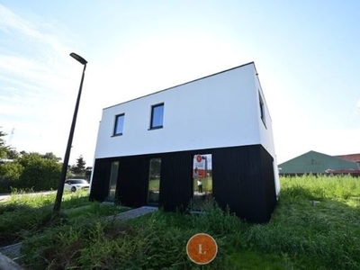 Moderne nieuwbouwwoning met rustige ligging.