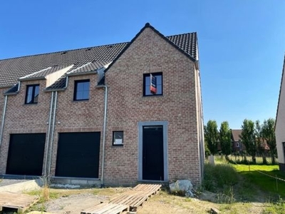 Nieuwbouw met warmtepompen AFGEWERKT BIJ AKTE!