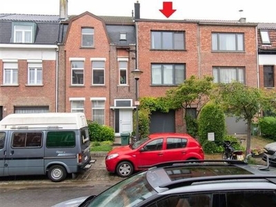 Woning met 3 tot 4 slpks, garage en grote tuin