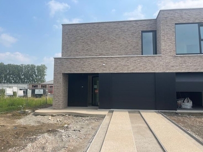 Prachtige nieuwbouwwoning met 3 slaapkamers en garage