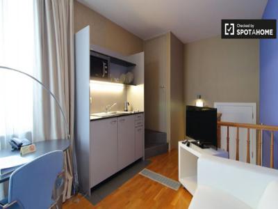 Studio apartment for rent in European Quarter