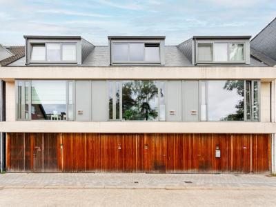 Bel-àtage met 2 slaapkamers in het dorp van Brasschaat!